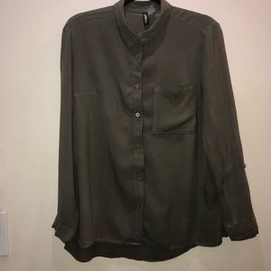 H&M button down shirt